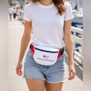Vineyard Vines XTarget Flag Whale Fanny Pack Waist Bag Red White Blue USA